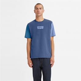 Levis - Varsity Circle T Shirt